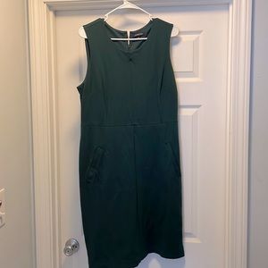 Green LandsEnd Sheath Dress with Pockets